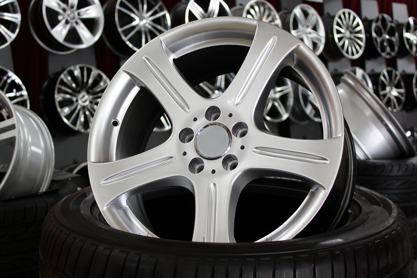 Alloy wheel